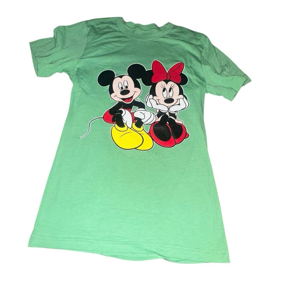 Disney Mickey Mouse Minnie Mouse Graphic T-Shirt Green M